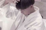背景超好看的男生头像