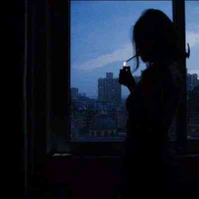 个性头像女生霸气冷酷戴眼镜 第14张
