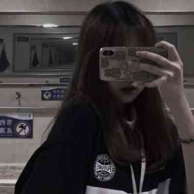 最火微信头像 女生 第3张