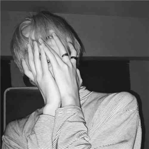 简约头像男 第2张