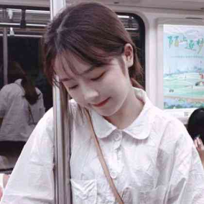 伤感诗句网名女生 第1张