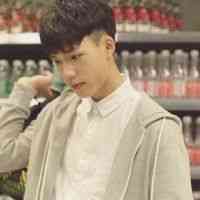 网名男生两字伤感 第1张