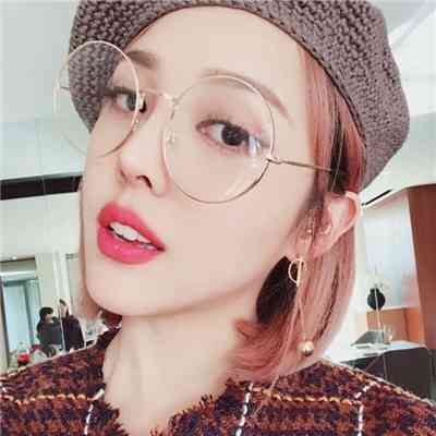 直播间女性头像 第13张