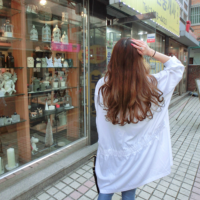 头像女真人背影 第9张