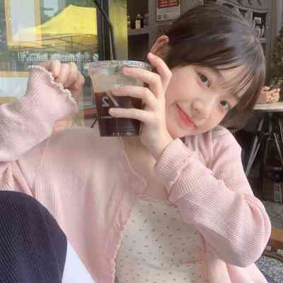 最新微信头像手绘像女 第9张