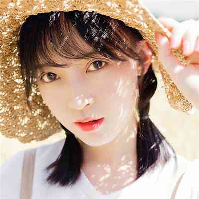 积极阳光的头像女生 第3张