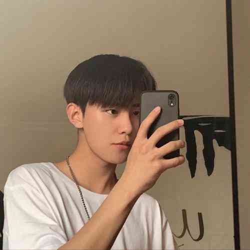 真人头像男生帅气12岁 第2张
