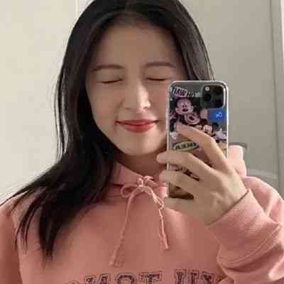 女生头像简约干净 第6张