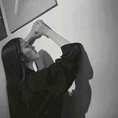 沙雕女头像ins高级质感 第1张