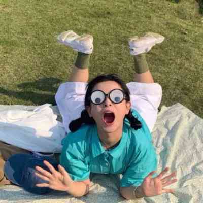 沙雕女头像ins高级质感 第6张