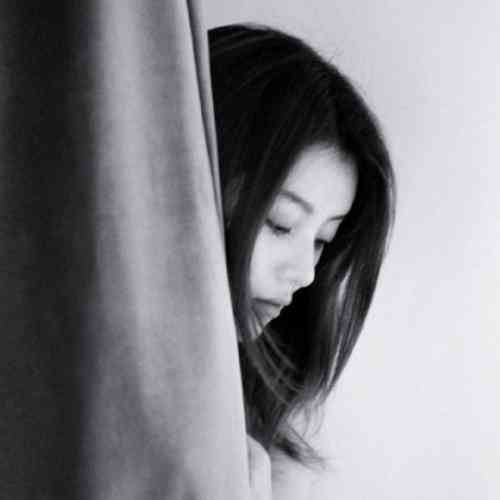 个性头像图片2025女 第12张