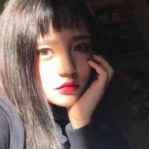 头像女简单ins风手绘油画 第1张