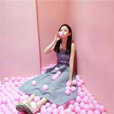 qq搞笑头像图片女 第6张