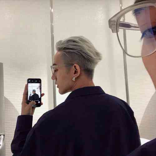 简约头像男生手绘头像 第17张