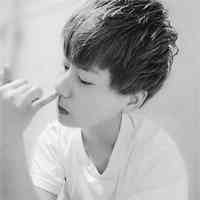 超级好看的背影头像男 第1张