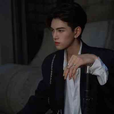 好看的头像男 第8张