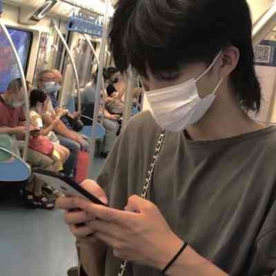 蜡笔小新头像男生冷酷帅气 第6张