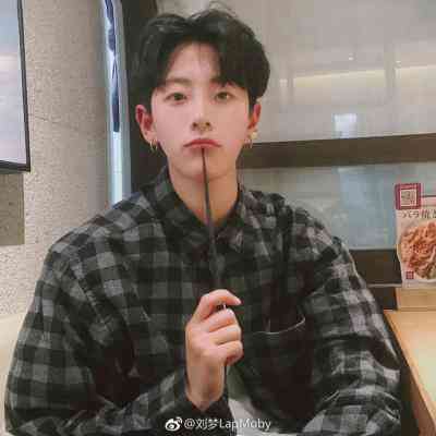 干净男生头像 第12张