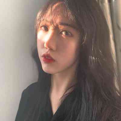 头像女ins高级质感背影高清 第4张