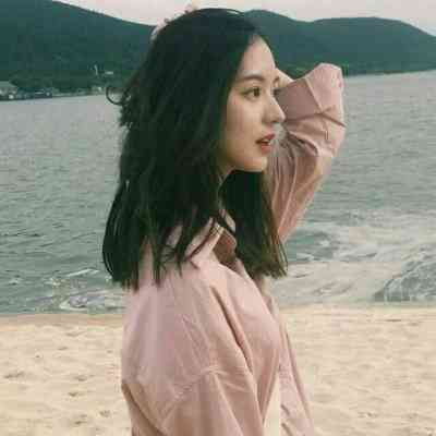 气质女头像 第9张