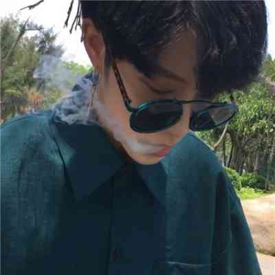男生头像伤感吸烟黑暗系 第9张