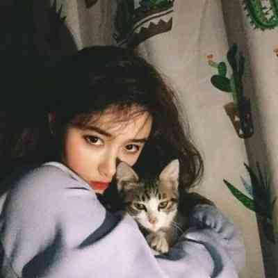 丧系又冷酷的真人女头像 第2张