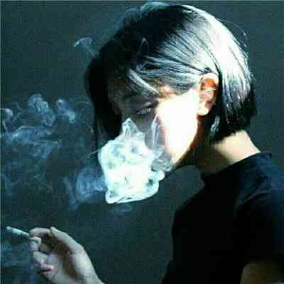 好看头像霸气女真人 第2张