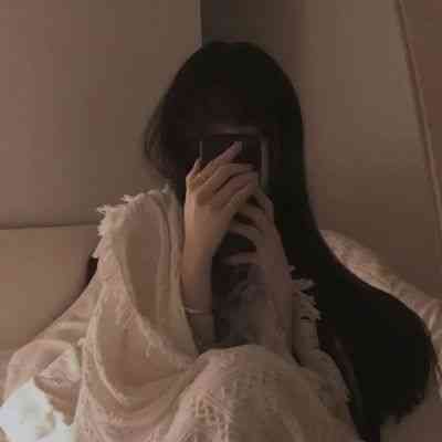 伤感头像女孤独 第1张