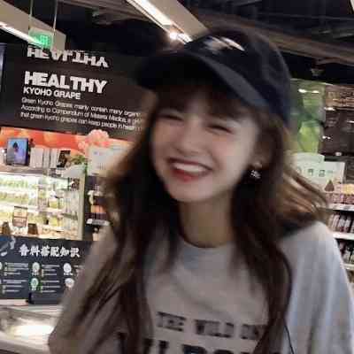 热门头像女 第4张