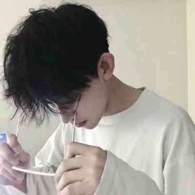 干净男生头像2024 第3张