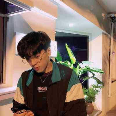 qq头像男生霸气高冷范 第4张
