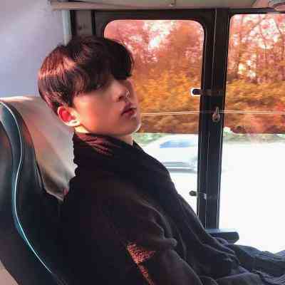 微信头像男生阳光 海边图片 第7张