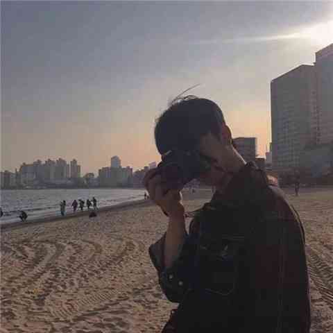 头像男真人侧脸 第11张