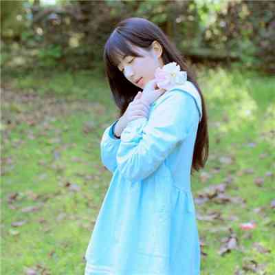 2025头像女最新版的背影 第2张
