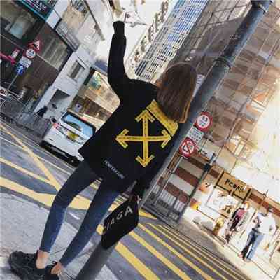 2025头像女最新版的背影 第9张