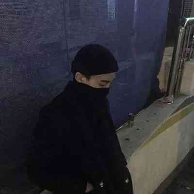 八块腹肌图片男头像 第10张