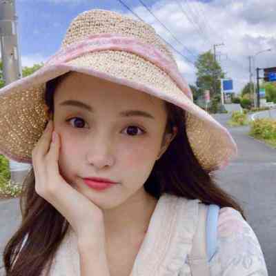 2025最火女生头像唯美 第1张