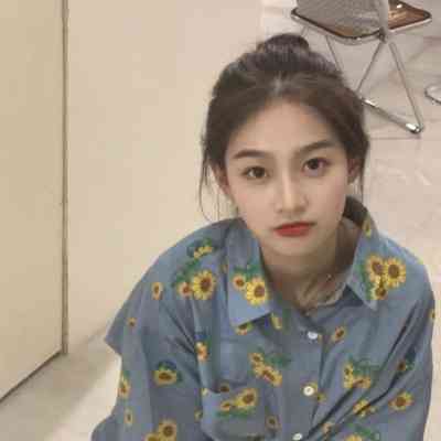 职业女士微信头像 第2张
