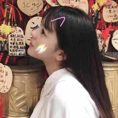 微信头像女可爱搞怪 第17张