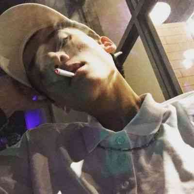 微信成熟男头像 第7张