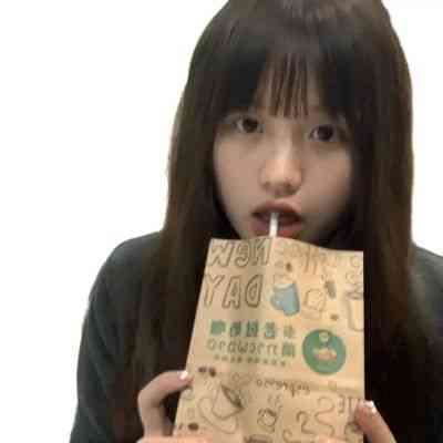 干净的头像女高清 第9张