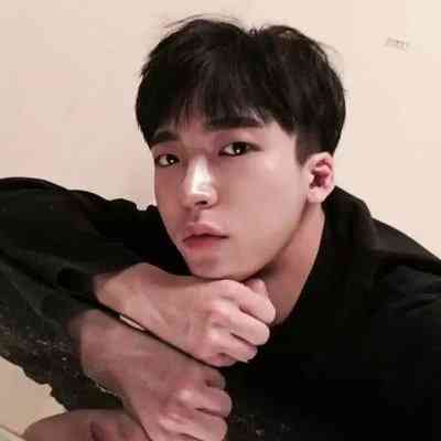 男头像ins高级质感黑白漫头 第19张
