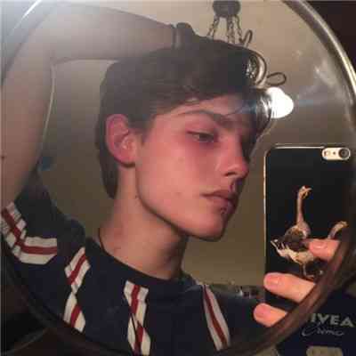 高清头像男微信新款 第1张