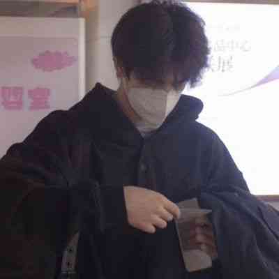 真人头像男生霸气冷酷 第1张