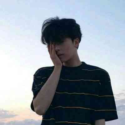 男生阳光带大海头像图片 第8张