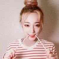 丧系真人头像女 第3张