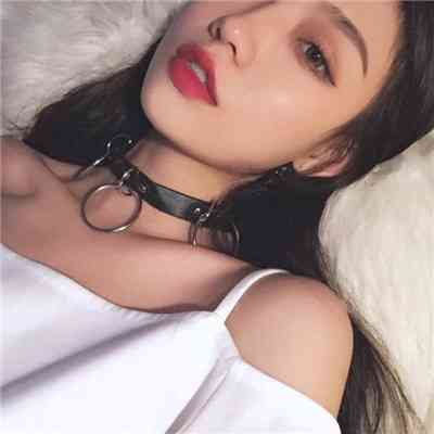 2025最新款头像女霸气 第12张