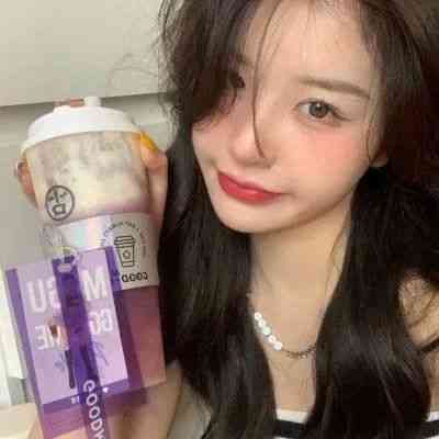 高清头像简约干净女 第3张