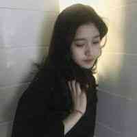 女生头像ins伤感真人 第1张
