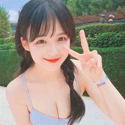 2025最火女气质头像 第9张